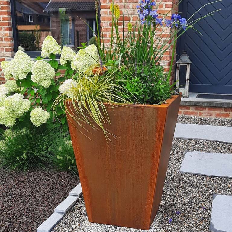 Kortena tērauda metināta puķu kaste Konuss 80 x 80 x 100 cm