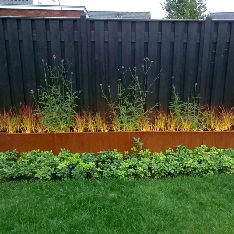 Kortena tērauda puķu kaste Texas xxl 400 x 50 cm