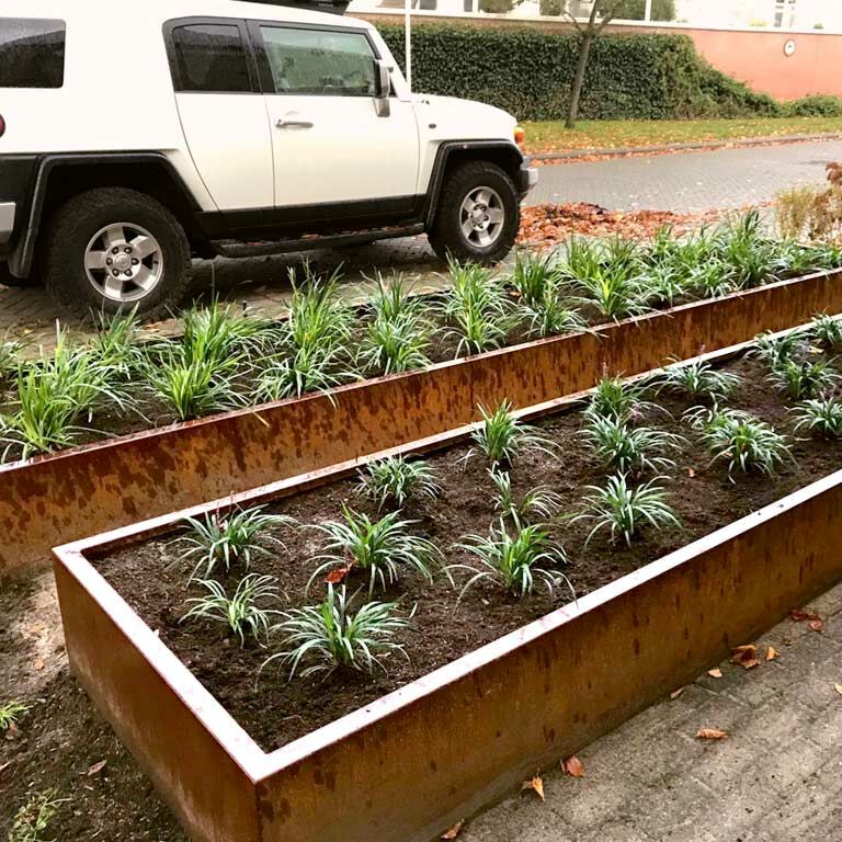 Kortena tērauda puķu kaste Texas xxl 500 x 80 cm