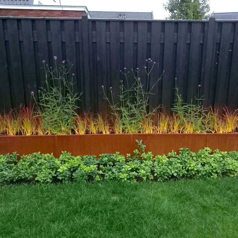 Kortena tērauda puķu kaste Texas xxl 400 x 50 cm