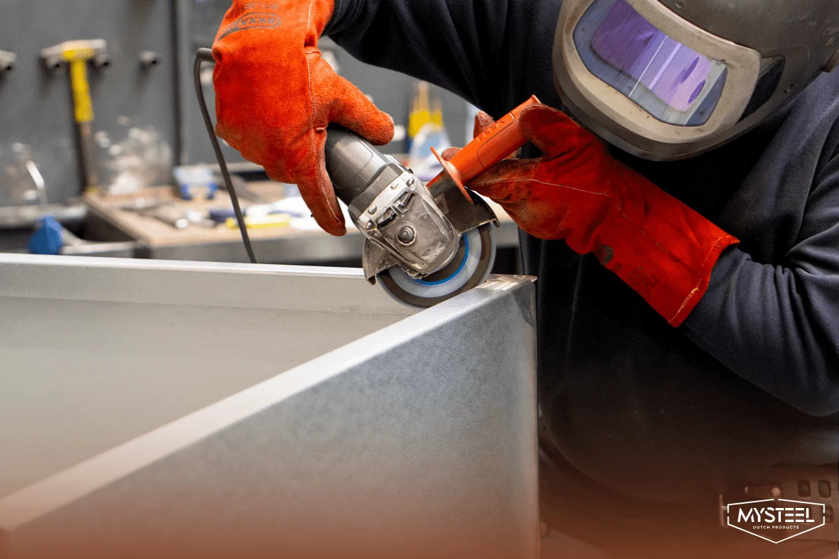 Corten tērauda apstrāde kā profesionālim: slīpēšana, urbšana, zāģēšana un daudz kas cits