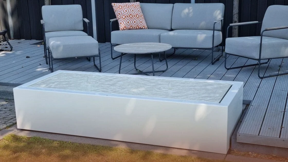 Kā uzstādīt ūdens galdu?